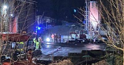 Emergency services scrambled to Trafford Park fire - www.manchestereveningnews.co.uk - Manchester