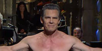 Josh Brolin Strips Down for an Ice Bath, References Poem for Timothee Chalamet During 'SNL' Monologue - www.justjared.com