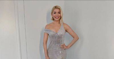 Holly Willoughby compared to Hollywood icon as she dazzles for Dancing on Ice final - www.manchestereveningnews.co.uk