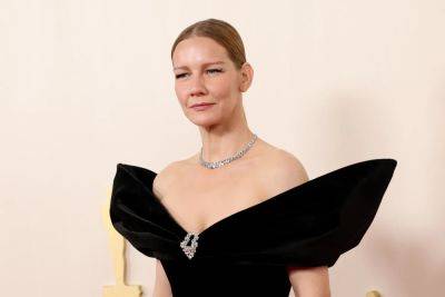 Sandra Hüller Pairs Schiaparelli Gown With Benefit Makeup (And $270 Moisturizer) At the 2024 Oscars - variety.com - city Sandra