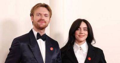 What do red pins at Oscars mean as Billie Eilish and brother Finneas make statement? - www.ok.co.uk - Palestine