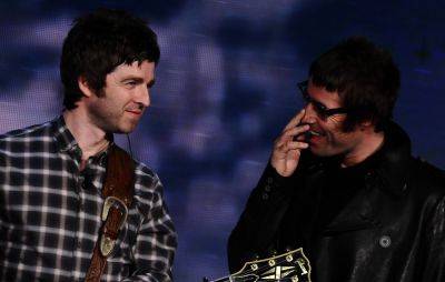 Liam Gallagher tells Jonathan Ross the last time he spoke to Noel and performs ‘Mars To Liverpool’ with John Squire - www.nme.com - Paris