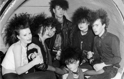 Tributes paid after death of Blitz Kids and David Bowie ’80s designer, Stephen Linard: “One of the craziest of eccentrics” - www.nme.com - county Crowley