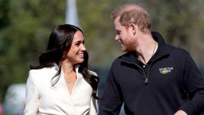 Meghan Markle and Prince Harry's Maternity-Shoot Photographer Proves He Didn't Manipulate His Images - www.glamour.com