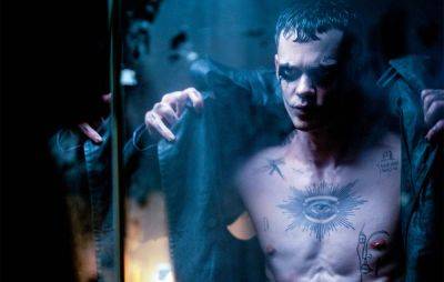 ‘The Crow’ Trailer: Bill Skarsgård Stars In The Gothy Revenge Remake Set For June - theplaylist.net