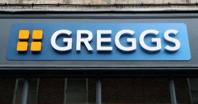 Off-duty cop nips to Greggs for her lunch and got more than she bargained for - www.manchestereveningnews.co.uk - Scotland - Manchester