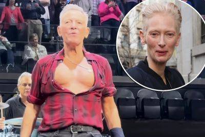 Bruce Springsteen returns to stage looking unrecognizable — and a little bit like Tilda Swinton - nypost.com - USA - New Jersey - city Philadelphia - city Albany