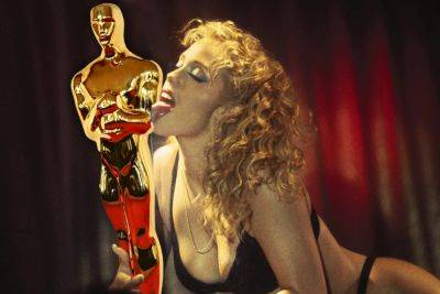 Elizabeth Berkley truly thought she’d win an Oscar for ‘Showgirls’ flop - nypost.com - Hollywood - Las Vegas