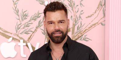 Ricky Martin Gives Dating Update, Describes Himself as a Lover, Talks About What He Gets in His DMs & if Size Matters - www.justjared.com