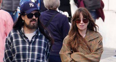 Dakota Johnson Grabs Lunch with Former Gucci Creative Director Alessandro Michele in Rome - www.justjared.com - Mexico - Italy