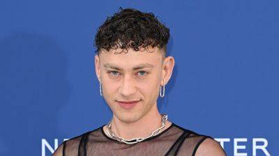 Olly Alexander Explains Why He's Not Withdrawing from Eurovision, Despite Calls for Boycott - www.justjared.com - Britain - Israel - Palestine