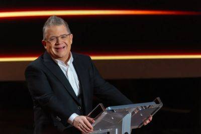 Patton Oswalt To Host Amazon Game Show ‘The 1% Club’ As Fox Takes Second Window In New Model - deadline.com - Britain - Los Angeles