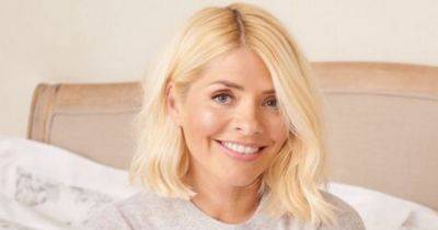 Holly Willoughby's 'no iron' £28 Dunelm reversible duvet set is 'a vision of spring' - www.manchestereveningnews.co.uk