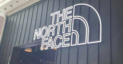 The North Face offers shoppers huge discount if they complete hour-long “racial inclusion” course - www.manchestereveningnews.co.uk - Britain - USA