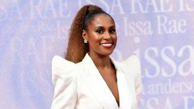 Issa Rae Wants You to Age Gracefully by Giving Yourself Grace - www.glamour.com