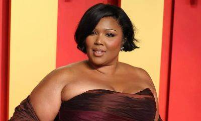 Lizzo announces that she’s quitting in an emotional post - us.hola.com - New York - city Radio