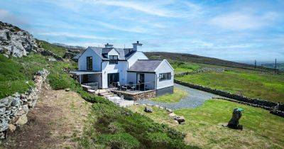 The gorgeous cottage with views of seals and dolphins from £40 a night - www.manchestereveningnews.co.uk - Manchester - Ireland