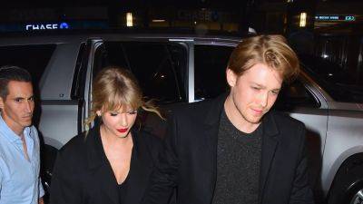 The Taylor Swift Pop-Up Contains So Many Heartbreaking References to Her Split From Joe Alwyn - www.glamour.com - Los Angeles - Florida