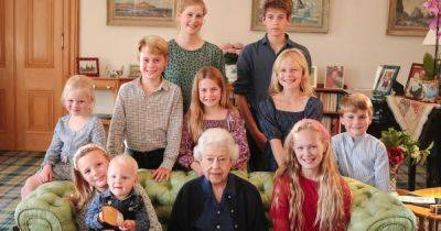 Queen's final photo with great-grandchildren has secret tribute to missing youngster - www.dailyrecord.co.uk - Charlotte - county Phillips - city Savannah, county Phillips