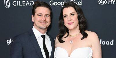 Melanie Lynskey Shares How Husband Jason Ritter Has Supported Her Career - www.justjared.com