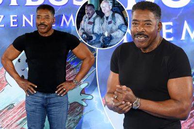 ‘Ghostbusters’ star Ernie Hudson, 78, sends internet into meltdown over toned physique — how did he do it? - nypost.com