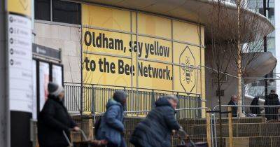 'AWOL' drivers and wrong turns as Oldham Bee Network roll-out leaves commuters stranded - www.manchestereveningnews.co.uk - Manchester - county Oldham