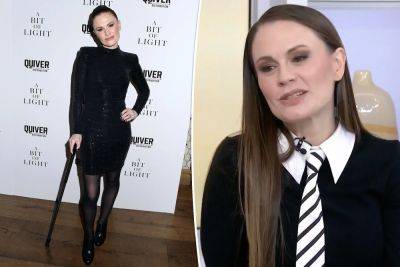 Anna Paquin, 41, to reveal mystery health battle after walking with a cane - nypost.com - Britain - New York