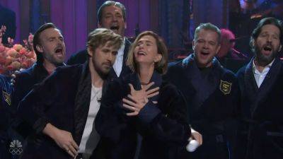 Ryan Gosling, Matt Damon & More Crash Kristen Wiig’s ‘SNL’ Monologue To Welcome Her Into 5-Timers Club - deadline.com