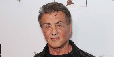 Sylvester Stallone Accused of Making Inappropriate Comments on 'Tulsa King' Set, Director Denies All Allegations - www.justjared.com - Atlanta - county Tulsa