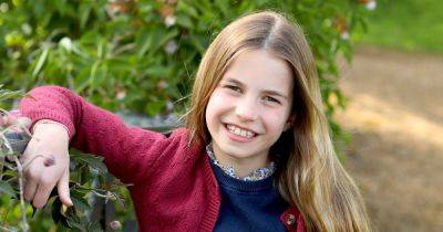 Princess Charlotte 'is all grown up' say royal fans as she stars in sweet new photograph for 9th birthday - www.ok.co.uk
