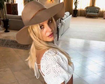 Britney Spears Shares New Video Of 'Swollen’ Foot -- As It’s Revealed How She REALLY Injured Herself During LA Hotel Incident! - perezhilton.com - Los Angeles
