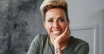 ‘I couldn’t do one press up’: Dame Kelly Holmes on collagen pill that helped her menopausal joint pain - www.ok.co.uk